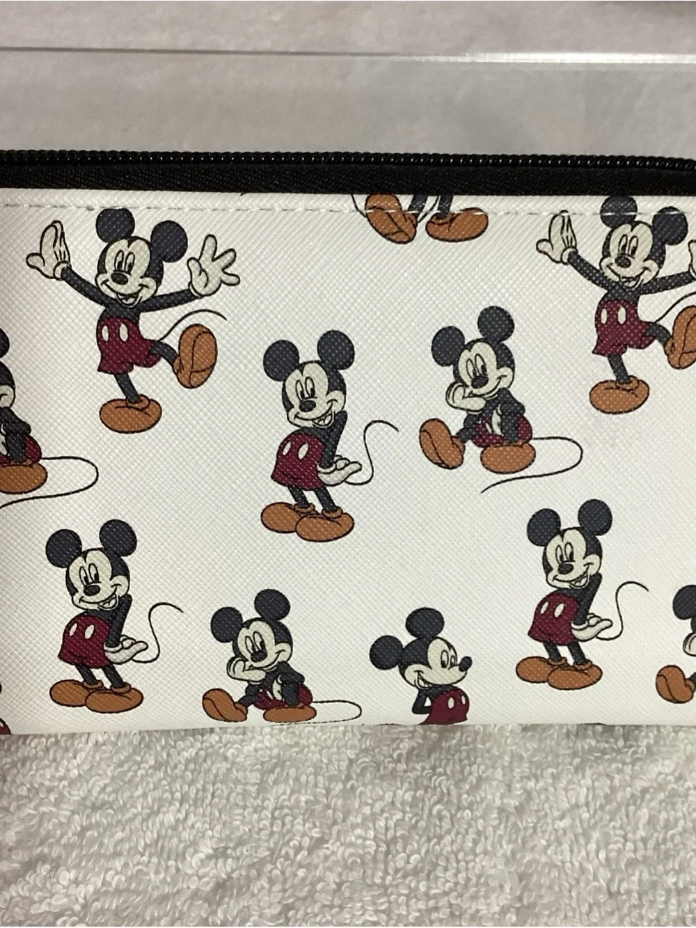 Bioworld Disney Mickey Mouse White Long Zip Around Graphic Wallet NEW
